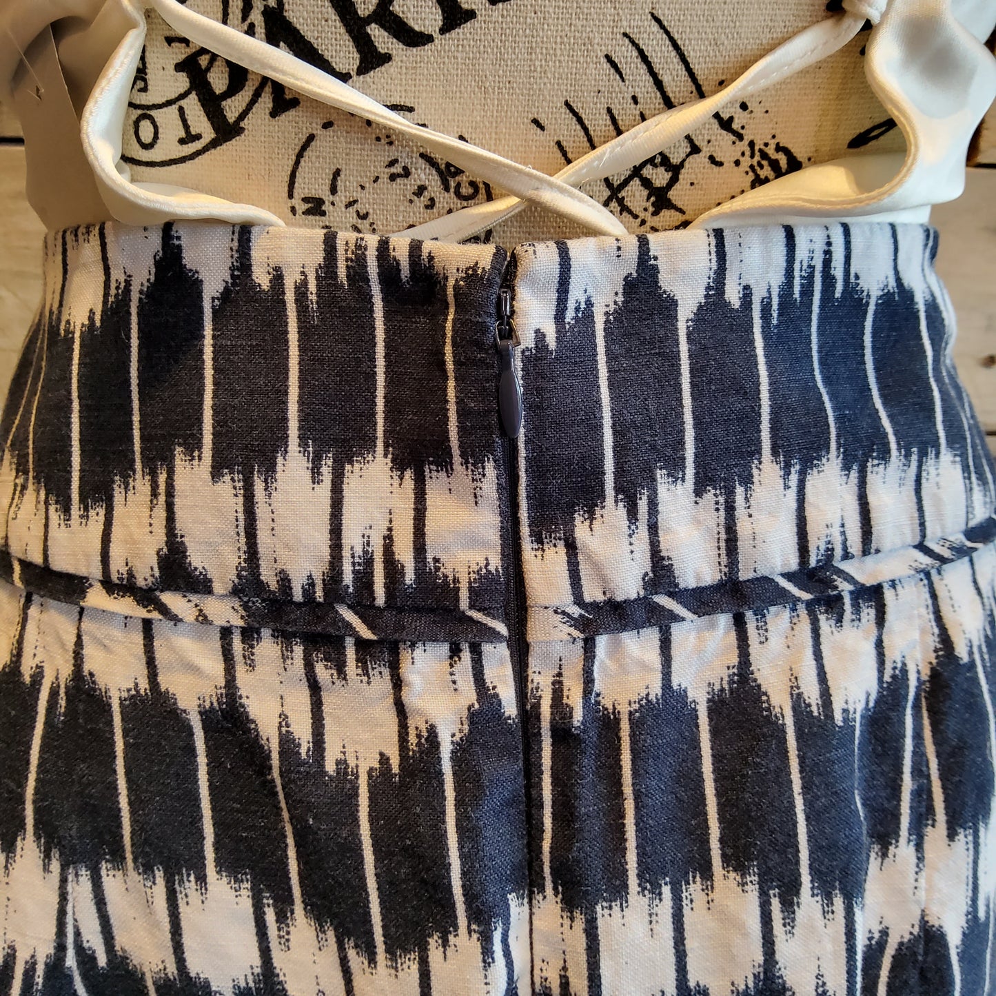 Loft Patterned Mini Skirt Sz 12P