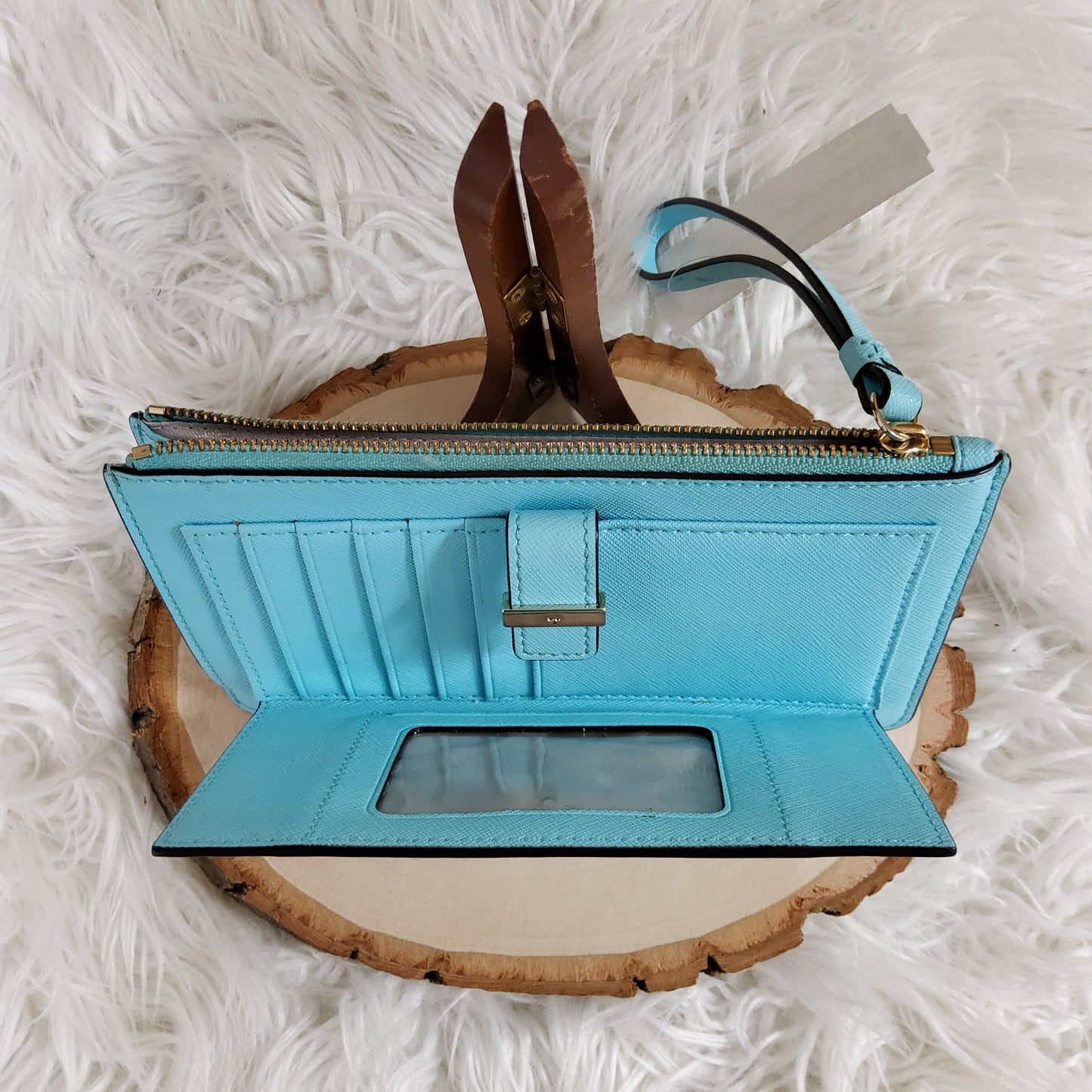 Kate Spade Turquoise Wristlet