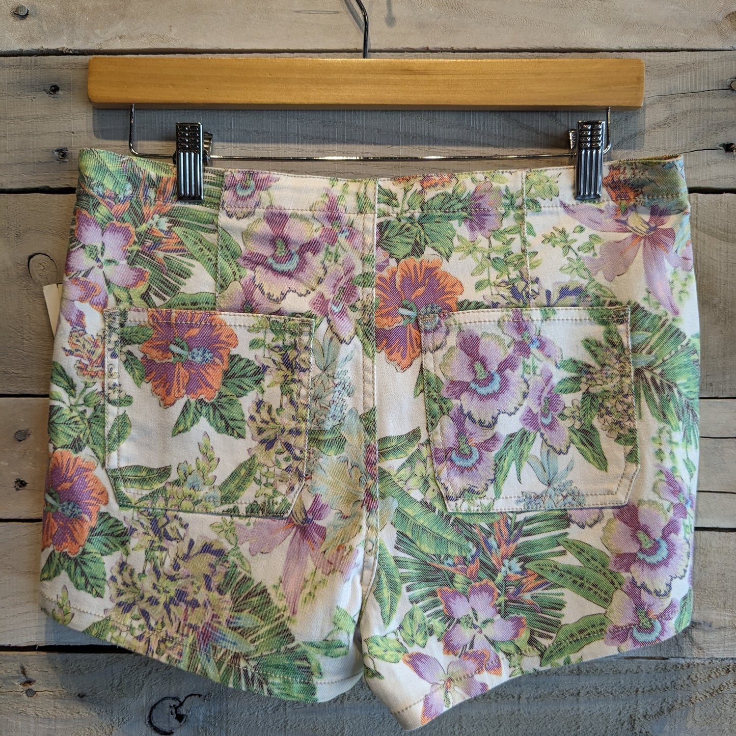 Love Fire Floral Print Shorts Sz 7