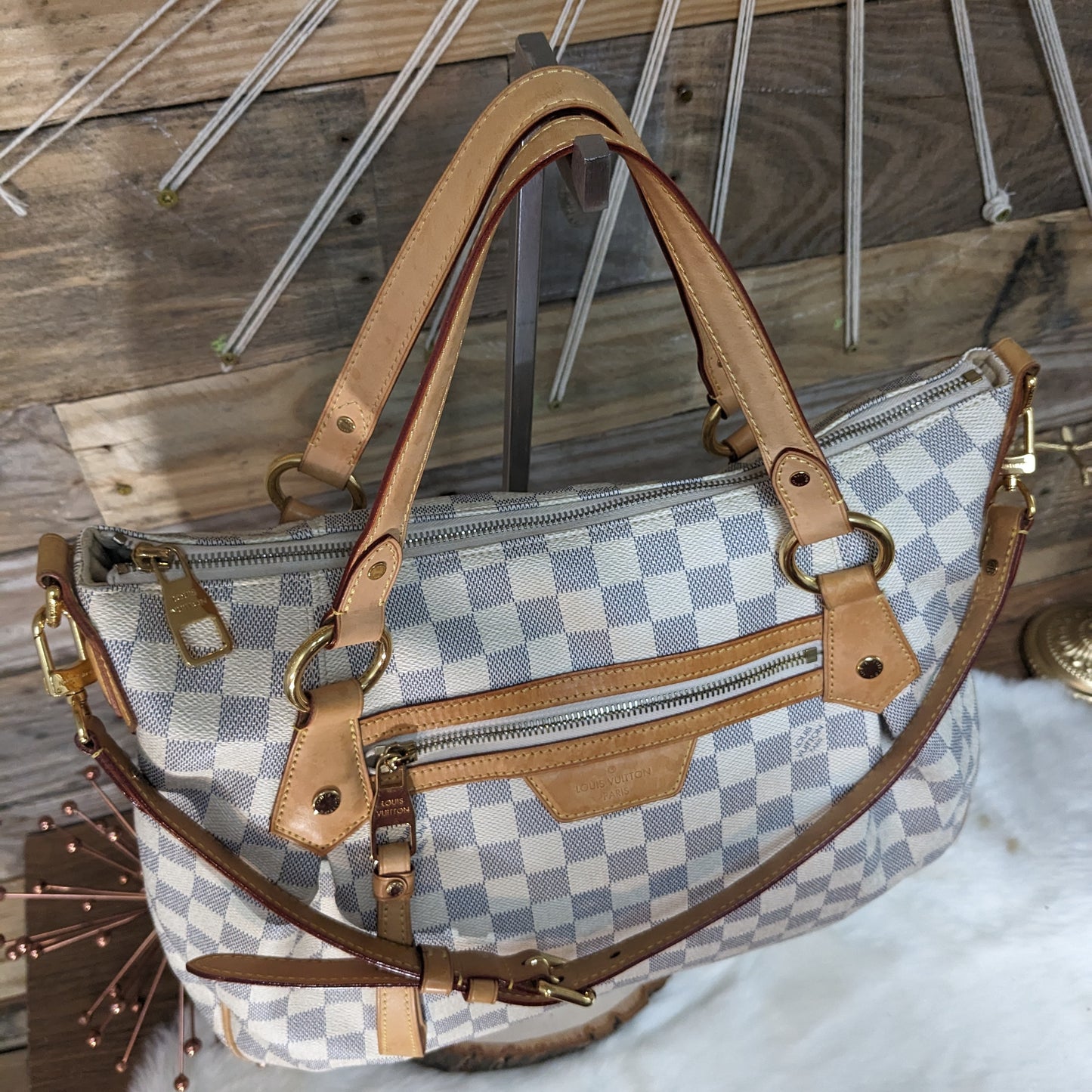 Louis Vuitton Damier Azur Evora MM Tote Bag