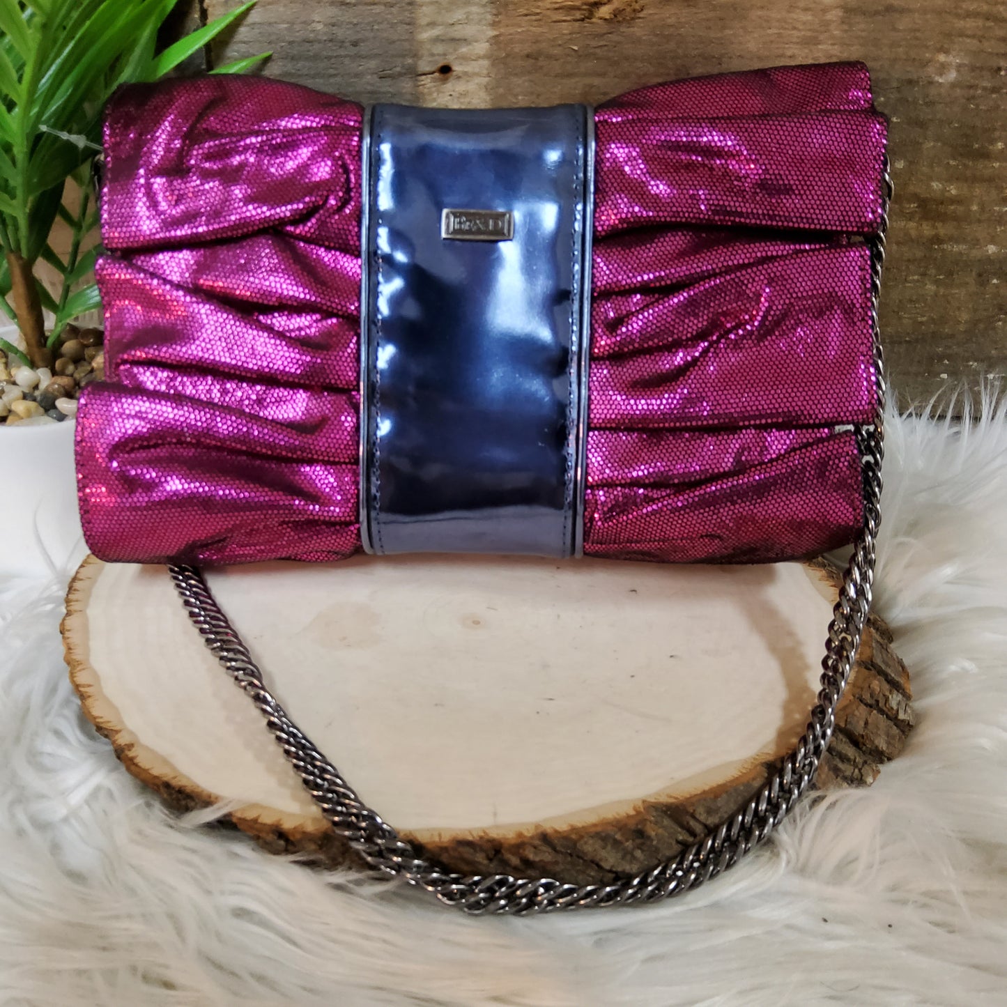 BE&D Metallic Shoulder Bag