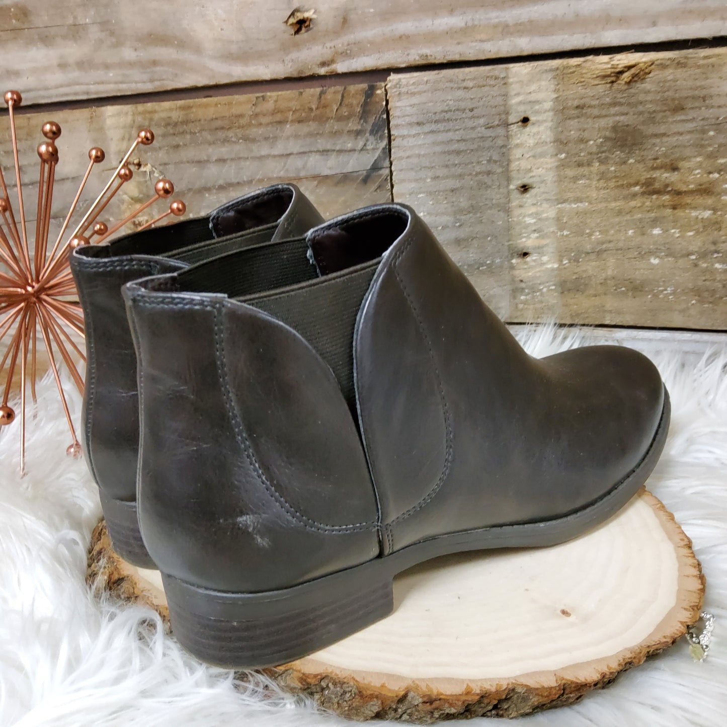Unisa Ankle Booties Sz 7