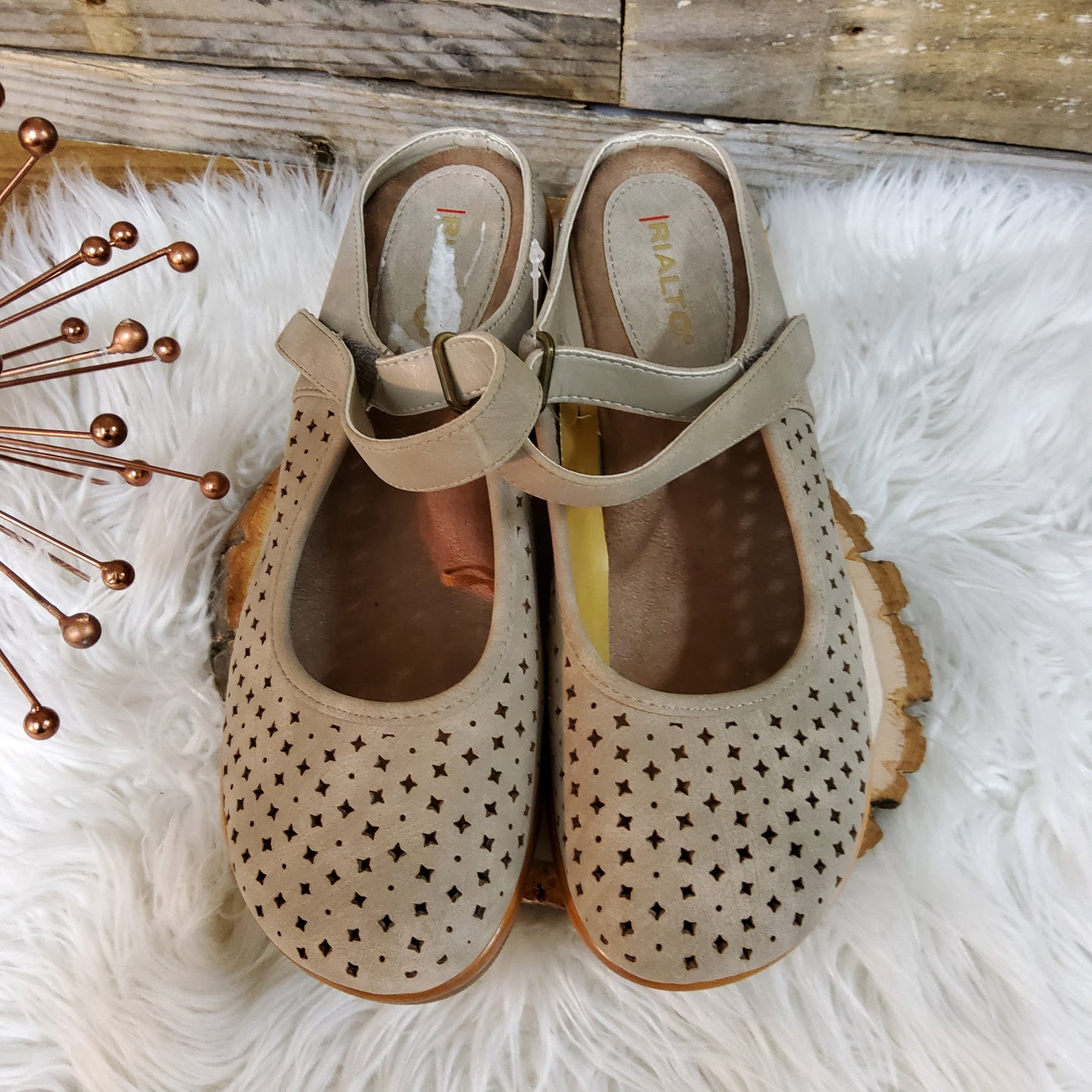 Rialto Suede Wedge Clogs Sz 8