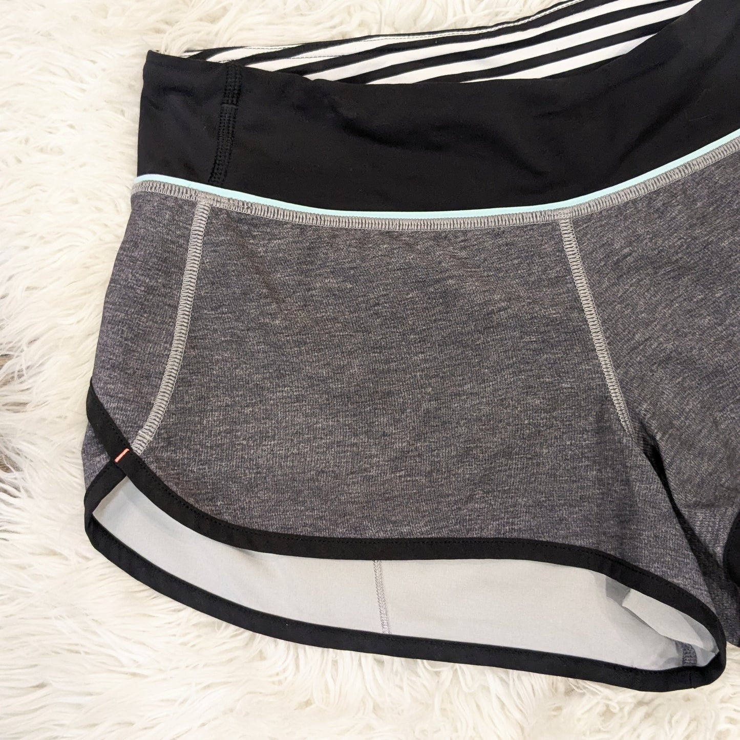 Lululemon Athletic Speed Shorts Sz 6