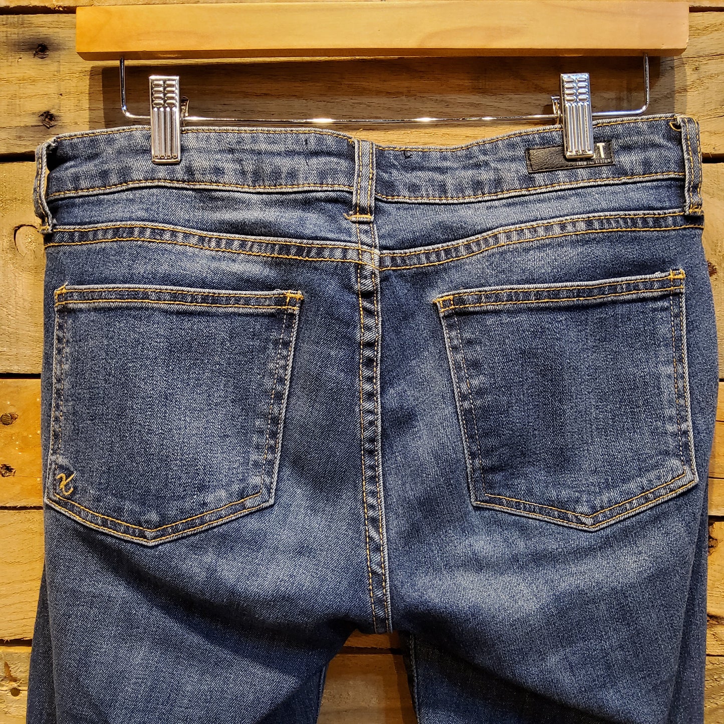 Kut From The Kloth Emblished Jeans- Size 2