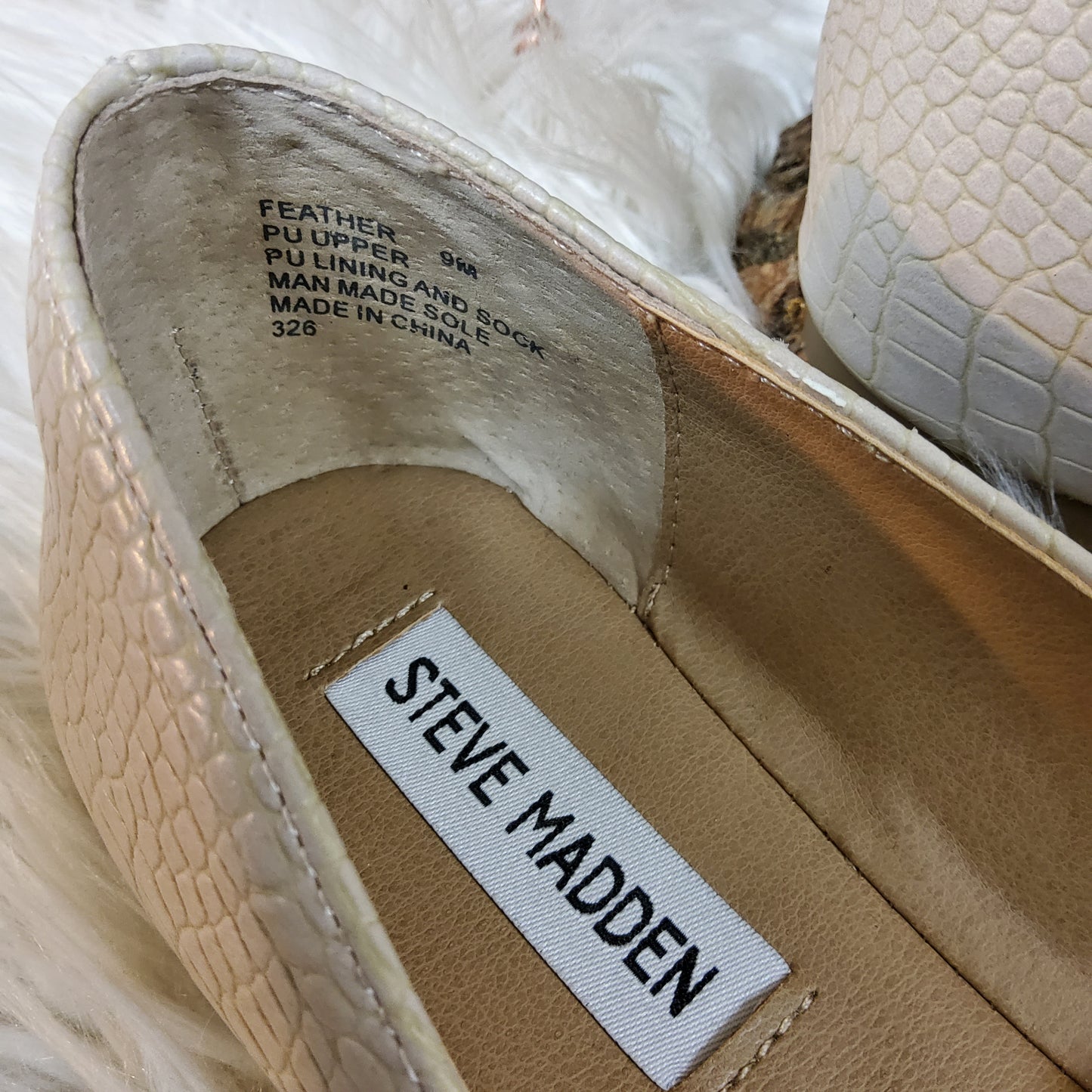 Steve Madden Leather Flats